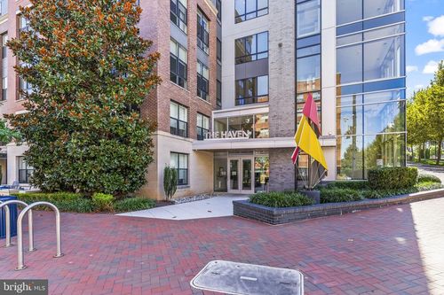 unit-359-145 Riverhaven Dr, NATIONAL HARBOR, MD, 20745-1065 | Card Image