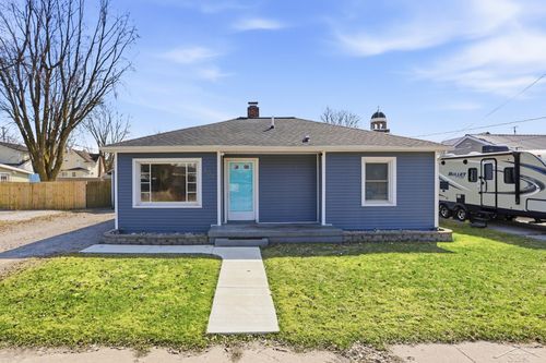 309 W Benjamin St, Linwood, MI, 48634-2512 | Card Image