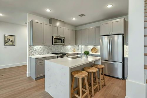 7609 Victory, Houston, TX, 77049 | Card Image