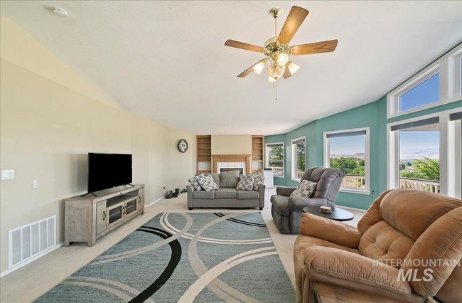 17730 Liberty View Ct, House other with 4 bedrooms, 3 bathrooms and 2 parking in Caldwell ID | Image 10