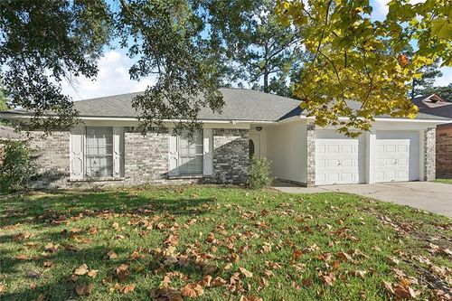 320 Holmes Dr, Slidell, LA, 70460-8402 | Card Image