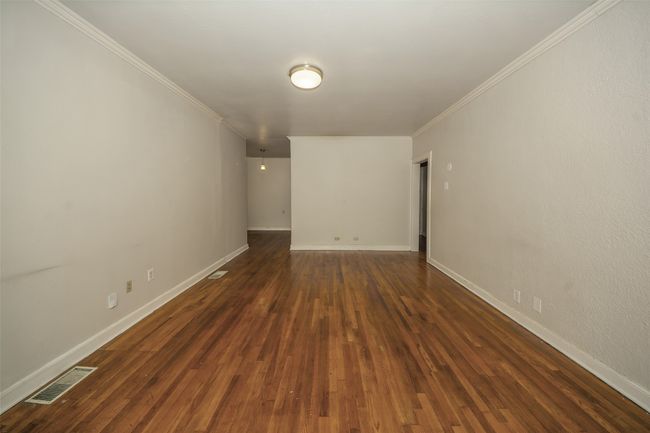 A - 902 S Oak Cliff Blvd, Home with 2 bedrooms, 1 bathrooms and null parking in Dallas TX | Image 8