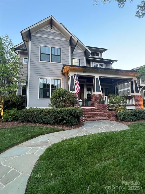 2221 Kenmore Ave, Charlotte, NC, 28204-3325 | Card Image