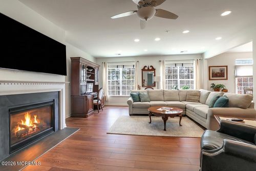 906-80 Bryce Ln, MANAHAWKIN, NJ, 08050-2154 | Card Image