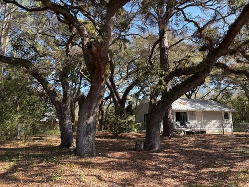 12 Lake Essay Dr, Panacea, FL, 32346-2024 | Card Image
