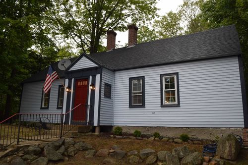624 S Main St, Wolfeboro, NH, 03894-4419 | Card Image