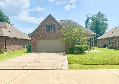 284 Knoll Pine Cir, Covington, LA, 70435-5615 | Card Image