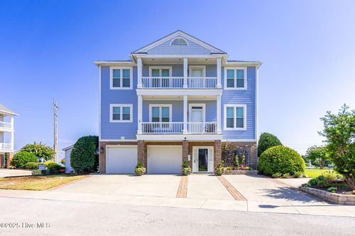 104 Gallants Ln, Beaufort, NC, 28516-2148 | Card Image