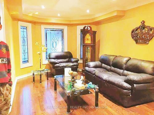 67 Cornell Cres, Markham, ON, L3S3H2 | Card Image