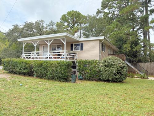 1-4-94 Harris Rd Ne, Fort Walton Beach, FL, 32547-3933 | Card Image