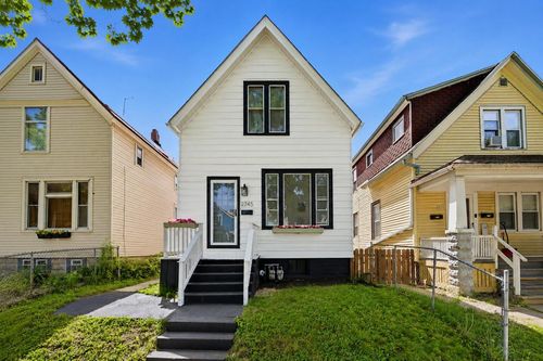 2745 N Booth Street, MILWAUKEE, WI, 53212 | Card Image
