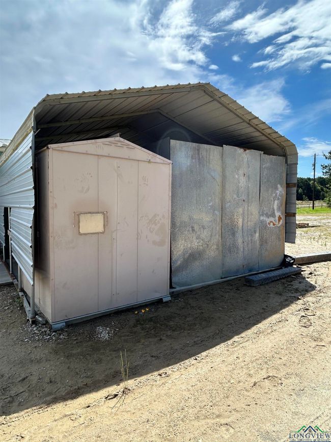 5302 Ne Loop, Home with 0 bedrooms, 0 bathrooms and null parking in Carthage TX | Image 7