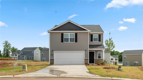 633 Beechwood Cir, Thomasville, NC, 27360-3377 | Card Image