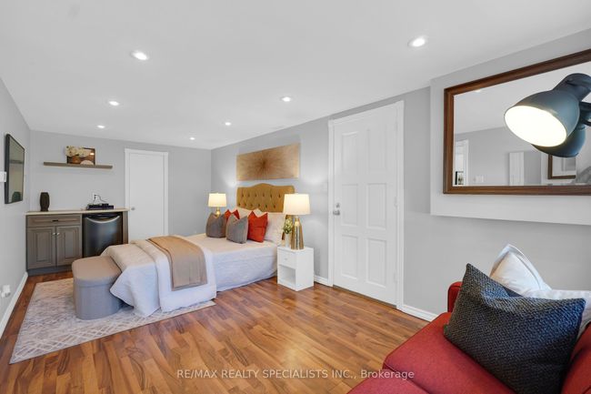 15 Credit St, House other with 5 bedrooms, 3 bathrooms and 8 parking in Glen Williams ON | Image 13