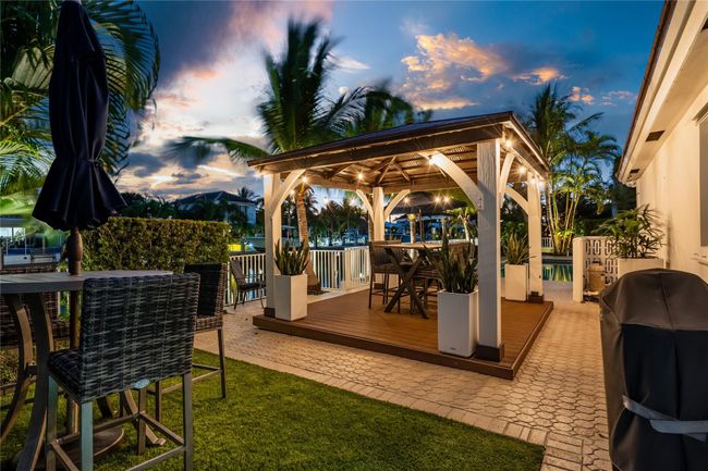 2710 Ne 47 Th St, House other with 3 bedrooms, 2 bathrooms and null parking in Lighthouse Point FL | Image 32
