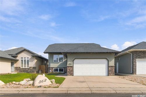 562 Rempel Manor, Saskatoon, SK, S7T0J4 | Card Image