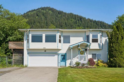 4481 Hillcrest Ave, Juneau, AK, 99801-9595 | Card Image