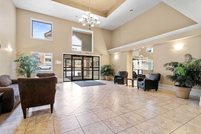 2205 - 7451 Springbank Blvd Sw, Condo with 2 bedrooms, 2 bathrooms and 1 parking in Calgary AB | Image 41