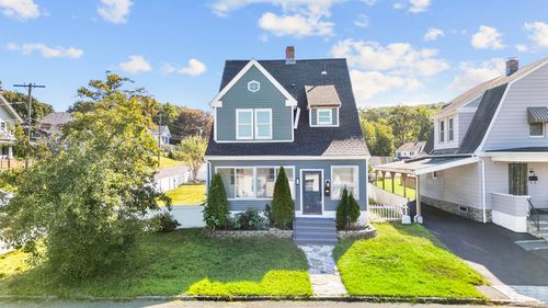 4 Culver Ct, Naugatuck, CT, 06770-4617 | Card Image