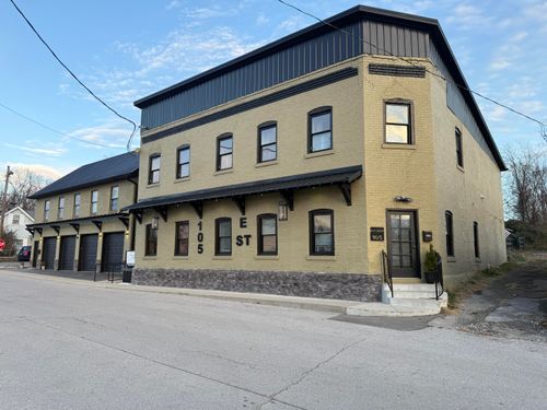 105 E St, Richmond, KY, 40475-1607 | Card Image