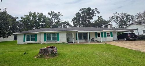 490 W Bontemps St, Marksville, LA, 71351-2321 | Card Image