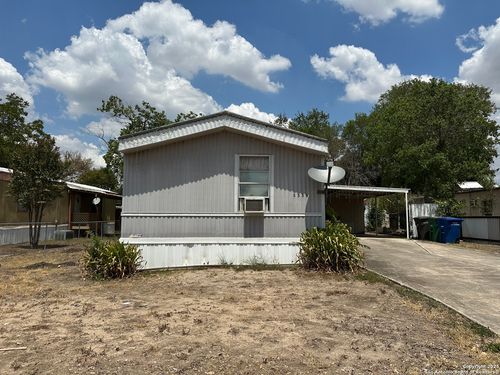 5539 Elkhunter Trl, San Antonio, TX, 78222-4200 | Card Image