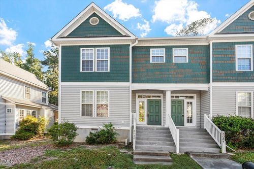 7026 Jeffreys Creek Ln, Raleigh, NC, 27616-5551 | Card Image