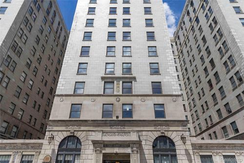 apt-720-15 E Kirby St, Detroit, MI, 48202-4041 | Card Image