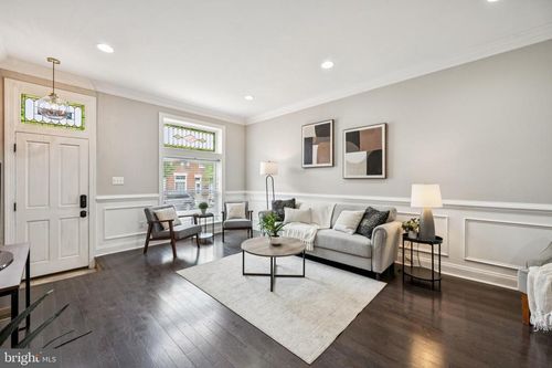 3909 Foster Ave, BALTIMORE, MD, 21224-4340 | Card Image