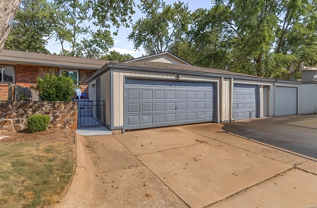 Claygate Ct, Manchester, MO 63021