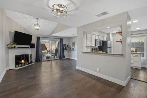 apt-5f-4777 Cedar Springs Rd, Dallas, TX, 75219-1277 | Card Image