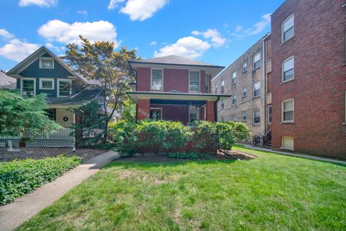 2303 Ridge Ave, Evanston, IL, 60201-2616 | Card Image