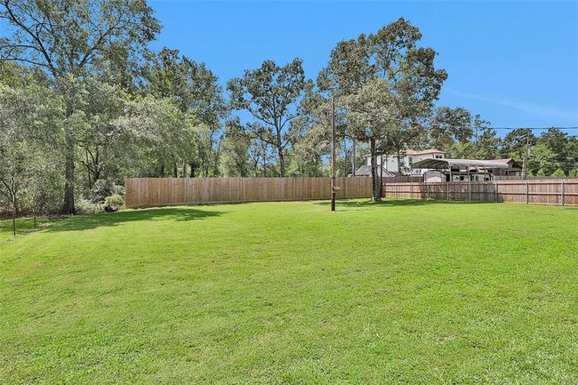 Fenced Back Yard | Image 41