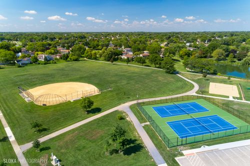 4175 Victoria Dr, Hoffman Estates, IL, 60192-1752 | Card Image