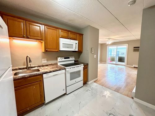 23-4 Hawes St, Revere, MA, 02151 | Card Image
