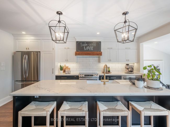 13 Patricia Dr, House other with 3 bedrooms, 4 bathrooms and 2 parking in Toronto ON | Image 14