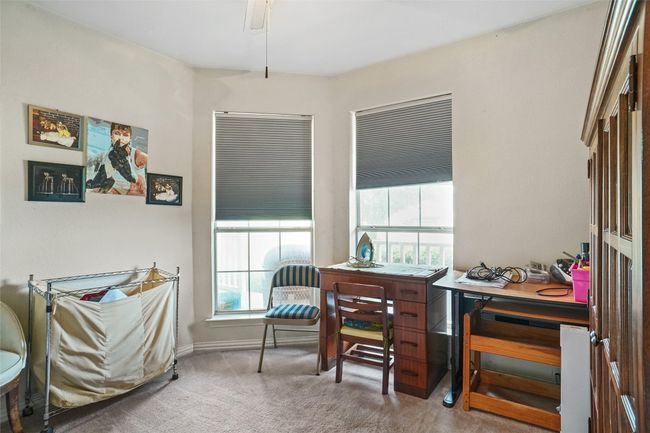 6813 Gregg Rd, House other with 3 bedrooms, 2 bathrooms and null parking in Krum TX | Image 16