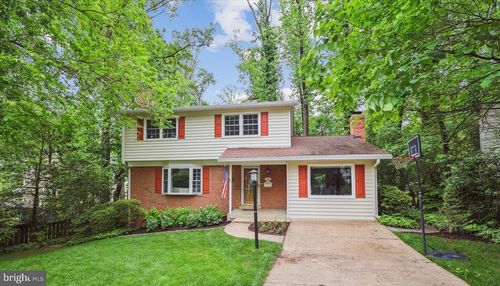526 Poplar Dr, FALLS CHURCH, VA, 22046-3814 | Card Image