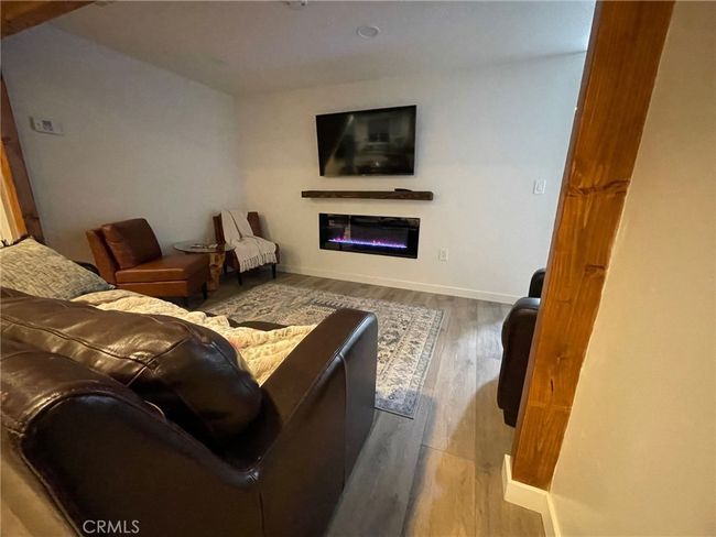 Family room downstairs | Image 8