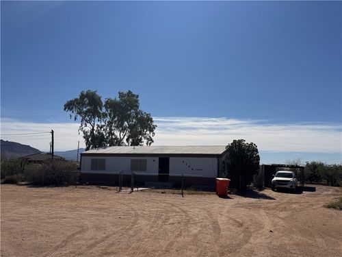 4144 W Abrigo Dr, Golden Valley, AZ, 86413-8849 | Card Image