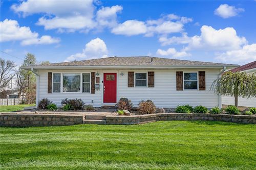 1101 Staub Ct Ne, Cedar Rapids, IA, 52402-4026 | Card Image