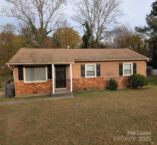 216 Lakeside Ave, Davidson, NC, 28036-9109 | Card Image