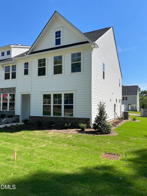 1404 Cooper St, Sanford, NC, 27330-5482 | Card Image