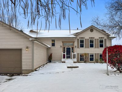 109 Crystal Lake Road, House other with 4 bedrooms, 2 bathrooms and 2 parking in Lake In The Hills IL | Image 1