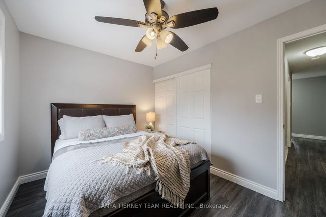 125 Guthrie Cres, House other with 3 bedrooms, 2 bathrooms and 4 parking in Whitby ON | Image 29