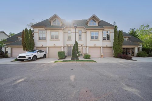 565 Jacob Close, Gahanna, OH, 43230 | Card Image
