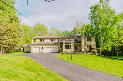 16228 Deer Run Rd, Watertown, NY, 13601-5366 | Card Image