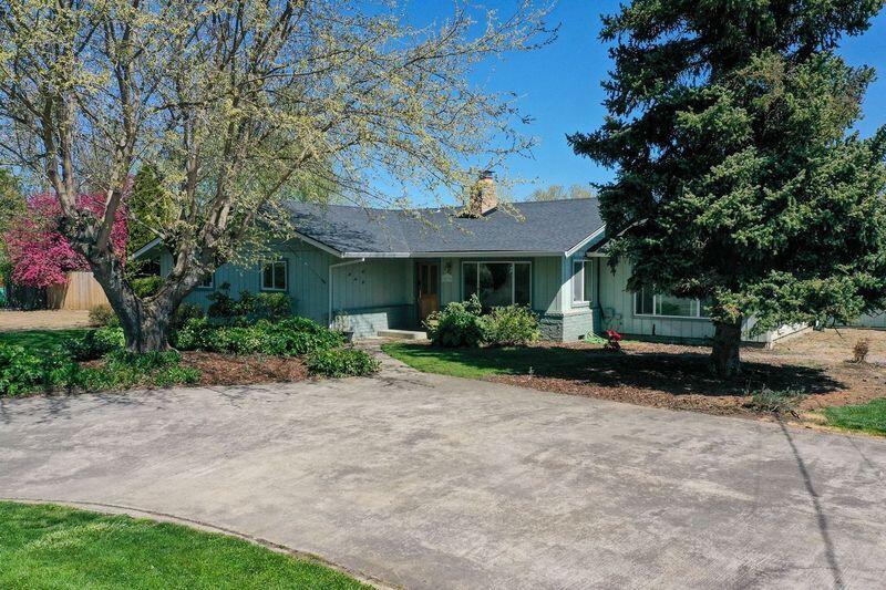 Peach St, Medford, OR 97501