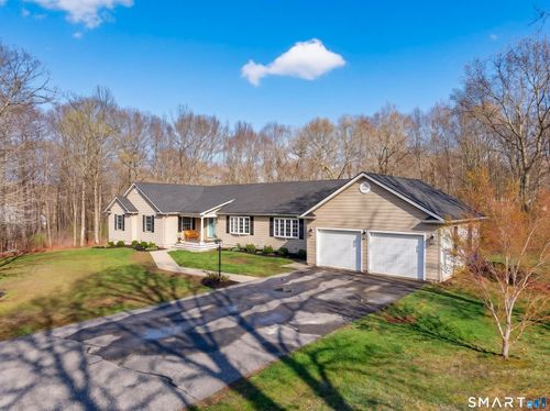 22 August Mdws, Ledyard, CT, 06339-1951 | Card Image