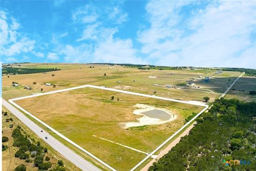 135 County Road 360, Gatesville, TX, 76528-4926 | Card Image